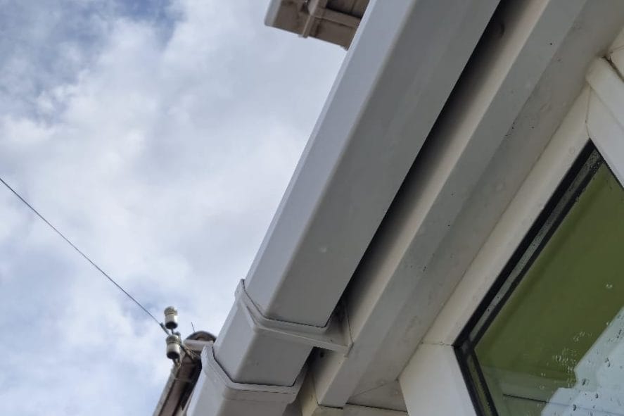 How Clean Gutters Preserve The Market Value Of Your Property?